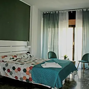 Couette-café De Matha House, Naples