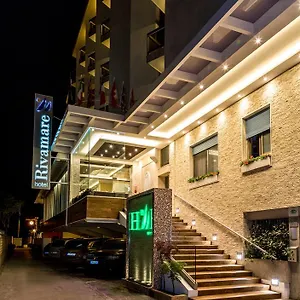 hotel-rivamare-lido-di-jesolo.hotelslidodijesolo.com/
