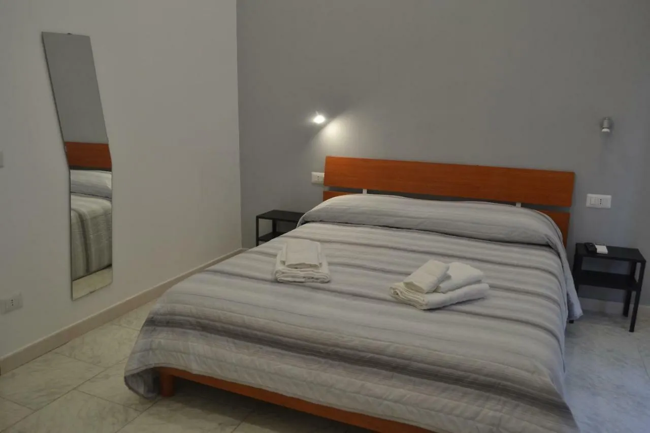 Hotel Antos 013 à Naples