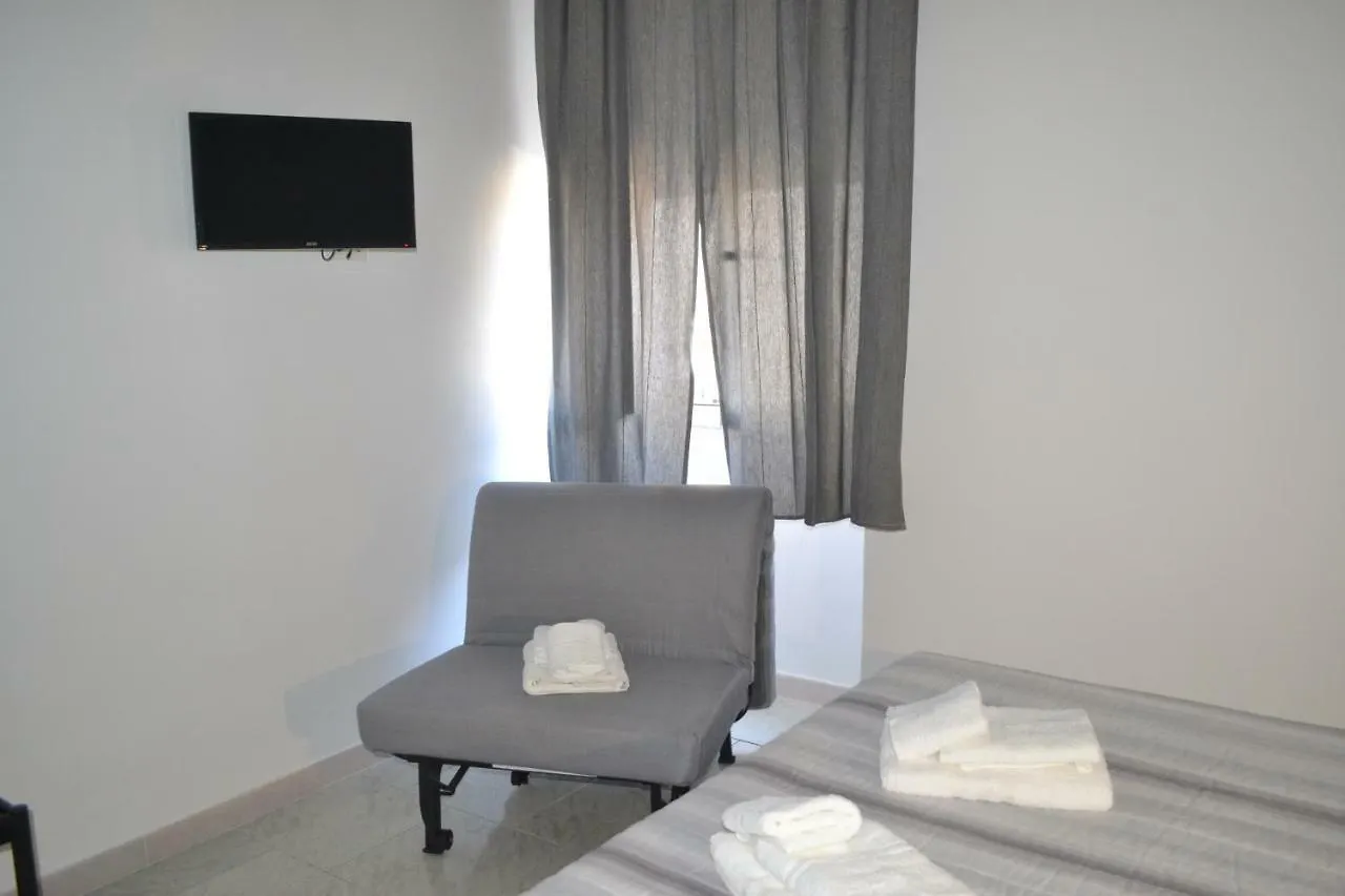 Maison d'hôtes Hotel Antos 013 à Naples