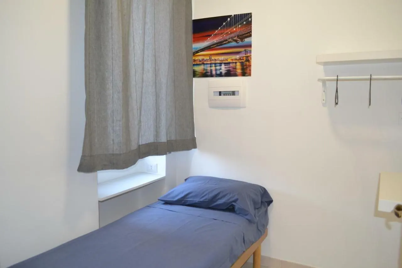 Maison d'hôtes Hotel Antos 013 à Naples